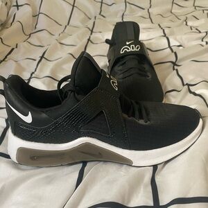 Women's Air Max Bella 5 Training Shoe For Sale